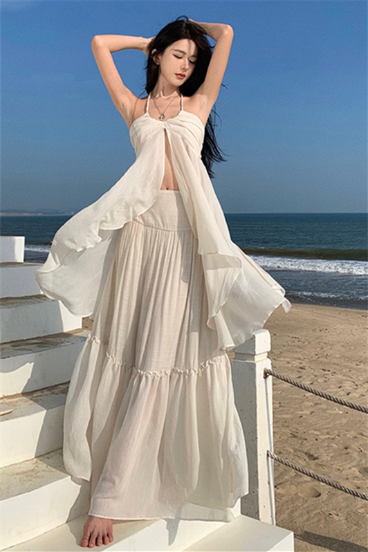 Seaside Vacation Two-Piece Dress Set – Backless Cami Top & Pleated Maxi Skirt