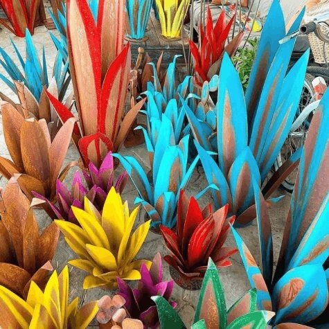 🎄-Waterproof Solar Garden Agave Lamp