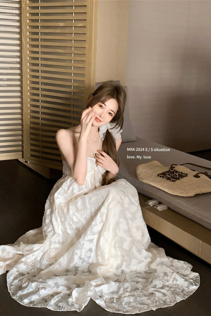 Resort Style Backless Halter Maxi Dress with Built-In Bra Pads