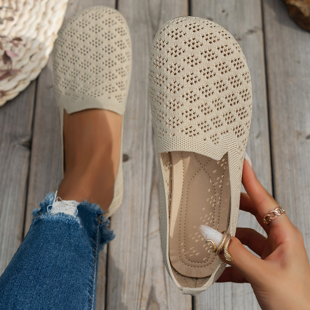 Women’s Plus-Size Slip-On Knit Loafers – Breathable Hollow Flats