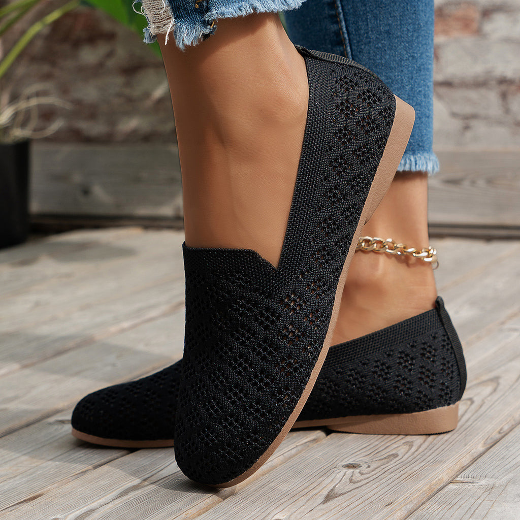 Women’s Plus-Size Slip-On Knit Loafers – Breathable Hollow Flats