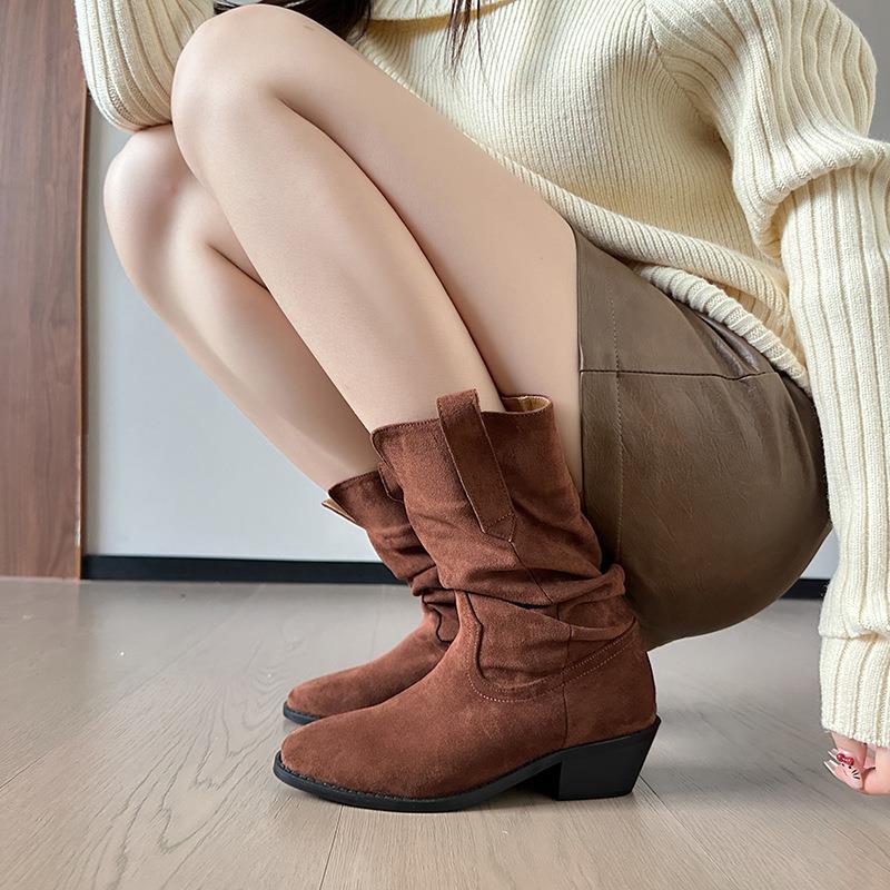 Women’s Pointed-Toe Slouch Western Boots – Retro V-Cut Mid-Calf