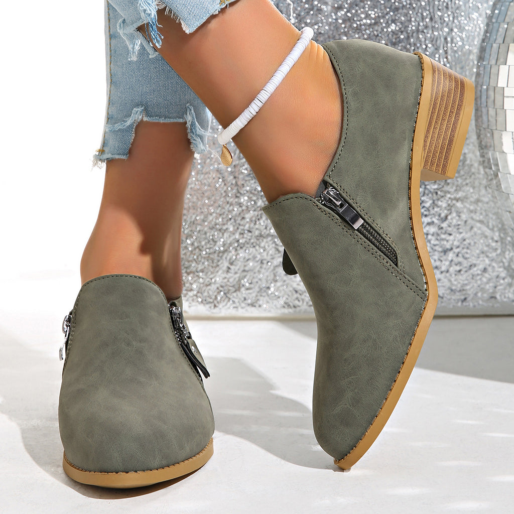 Women’s Plus-Size Suede Ankle Boots – Chunky Heel Martin Boots with Side Zipper