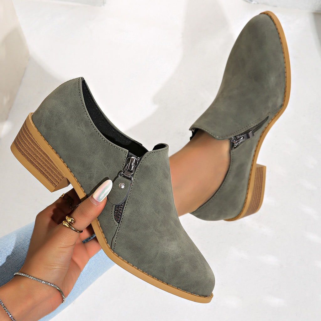 Women’s Plus-Size Suede Ankle Boots – Chunky Heel Martin Boots with Side Zipper