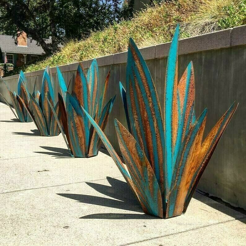 🎄-Waterproof Solar Garden Agave Lamp